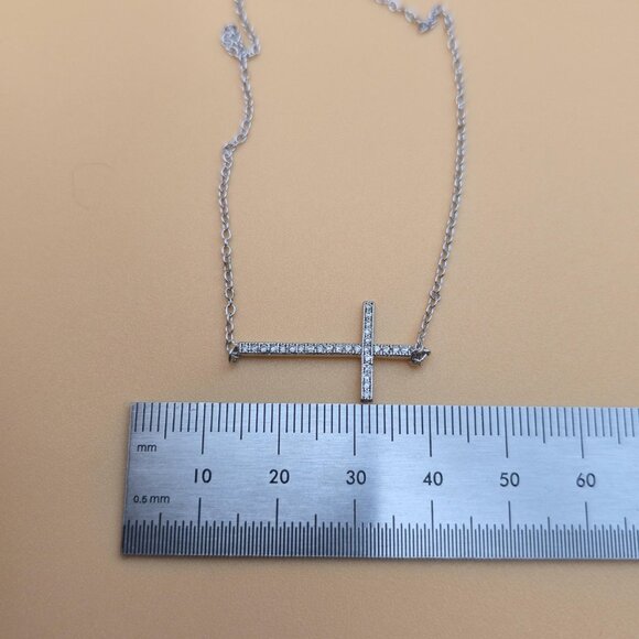 17+2 Inch Sterling Silver Cubic Zirconia Cross Religious Necklace A4749 - Picture 7 of 8